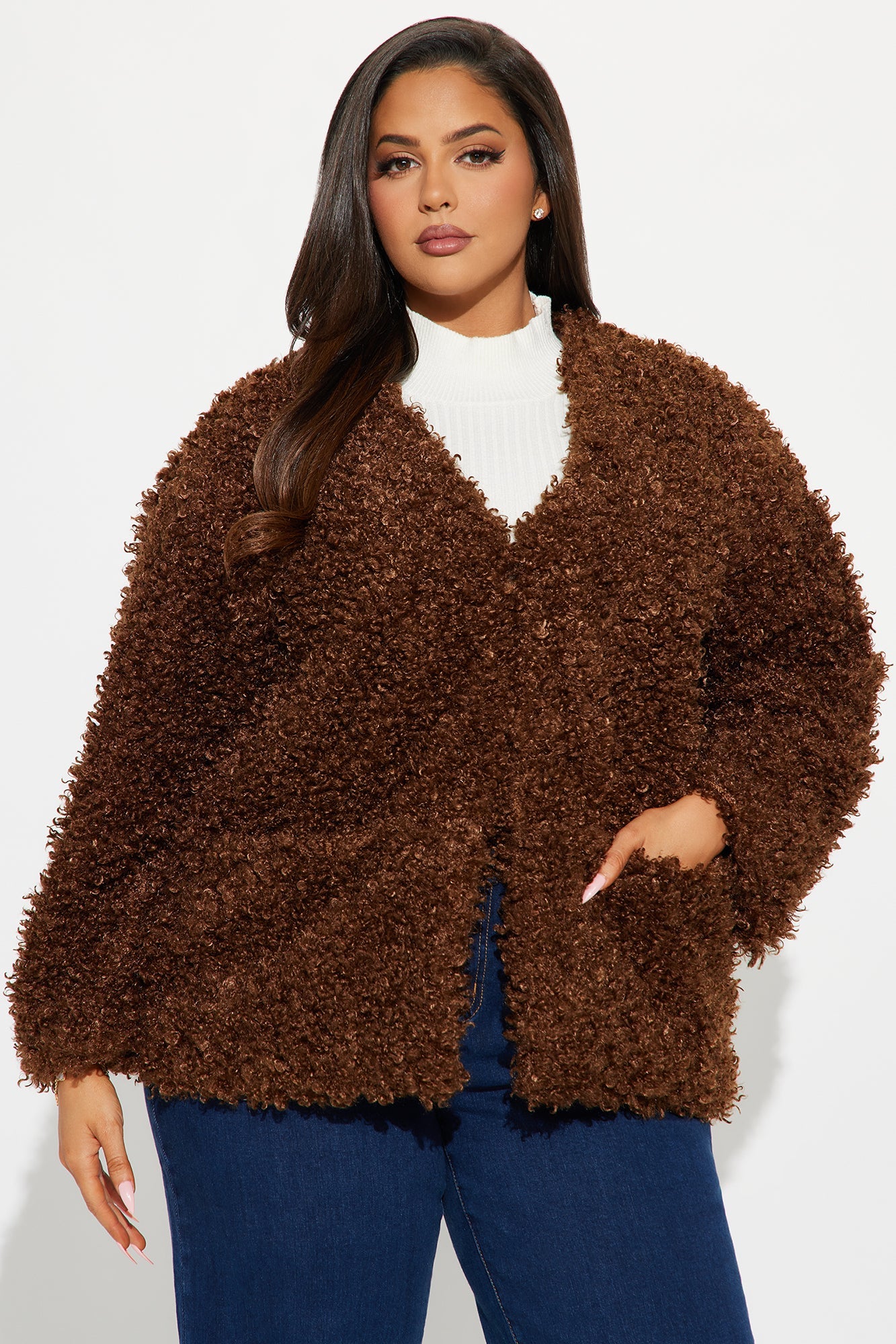 https://cdn.shopify.com/s/files/1/0293/9277/files/08-19-24_S5_22_700875_Chocolate_KT_SS_11-40-06_PLUS_8576_PXF.jpg?v=1724191236