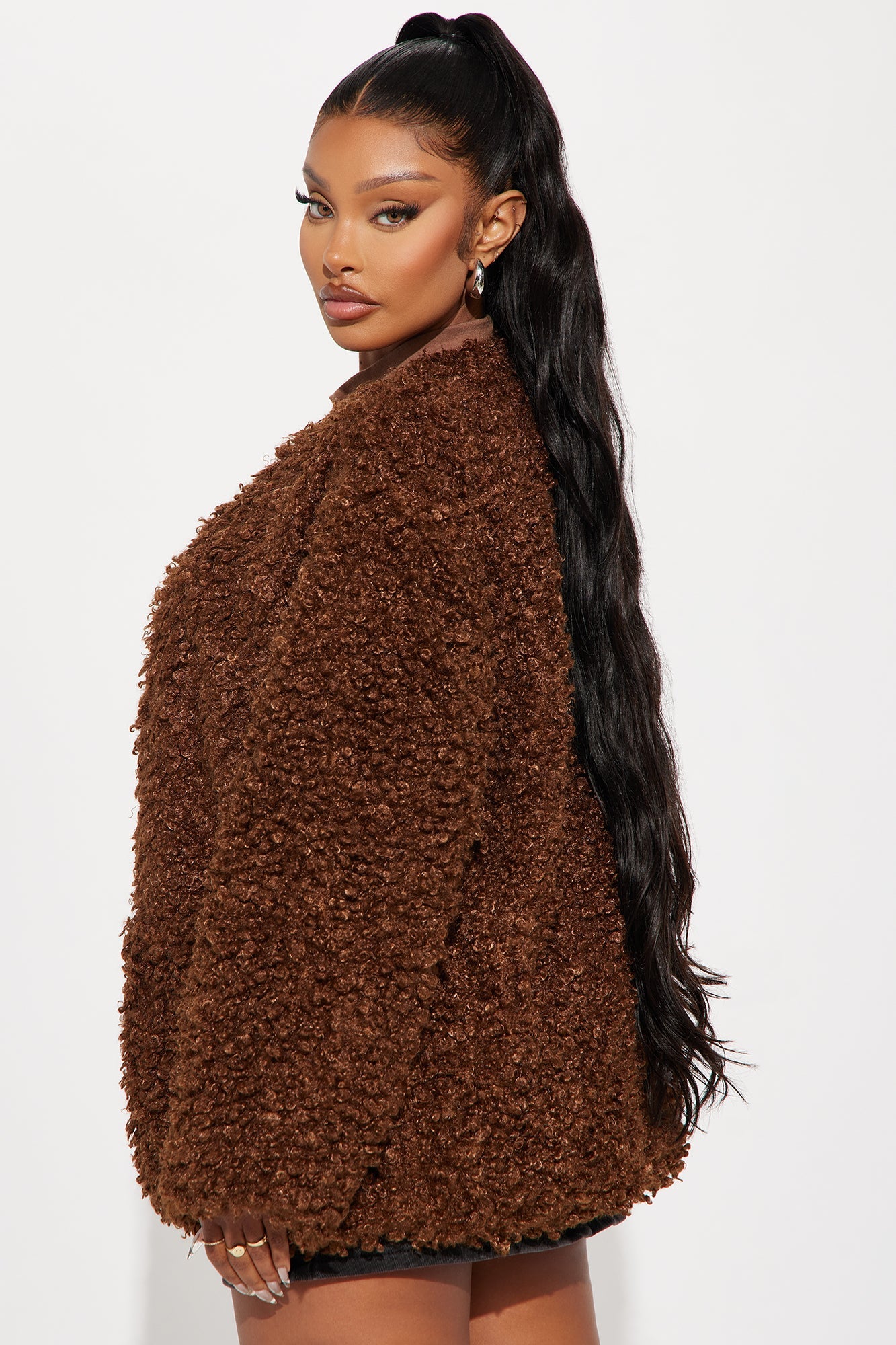 https://cdn.shopify.com/s/files/1/0293/9277/files/08-22-24_S2_21_700875_Chocolate_CXB_RL_14-25-36_40475_PXF.jpg?v=1724445938